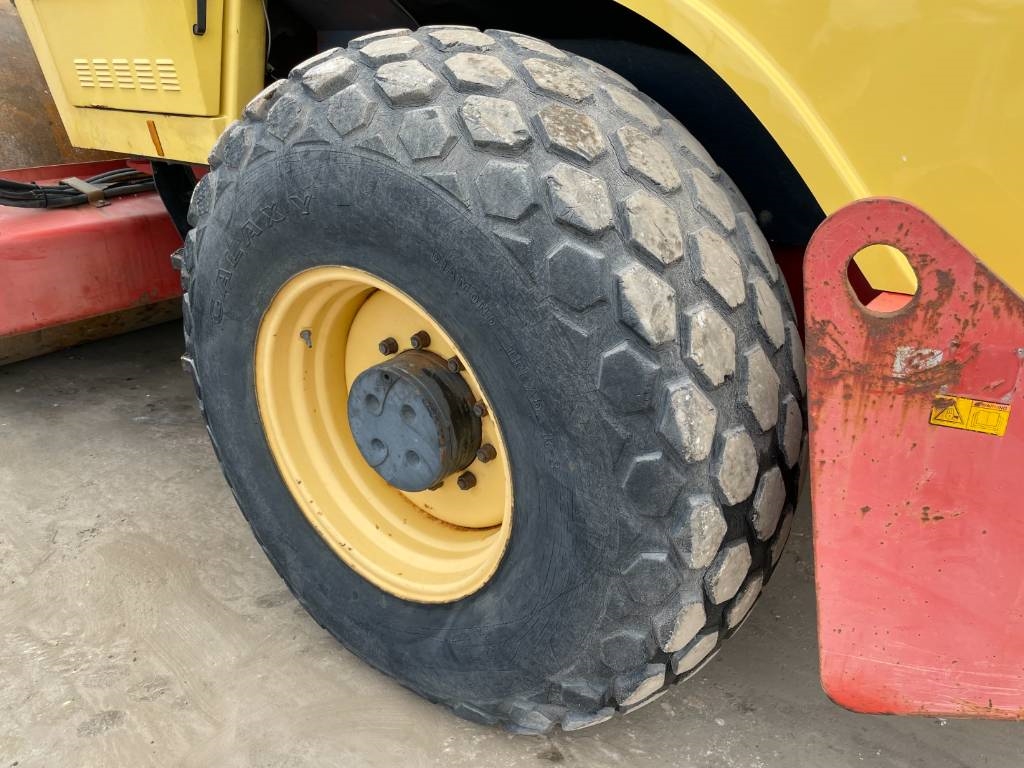 Dynapac CA512D