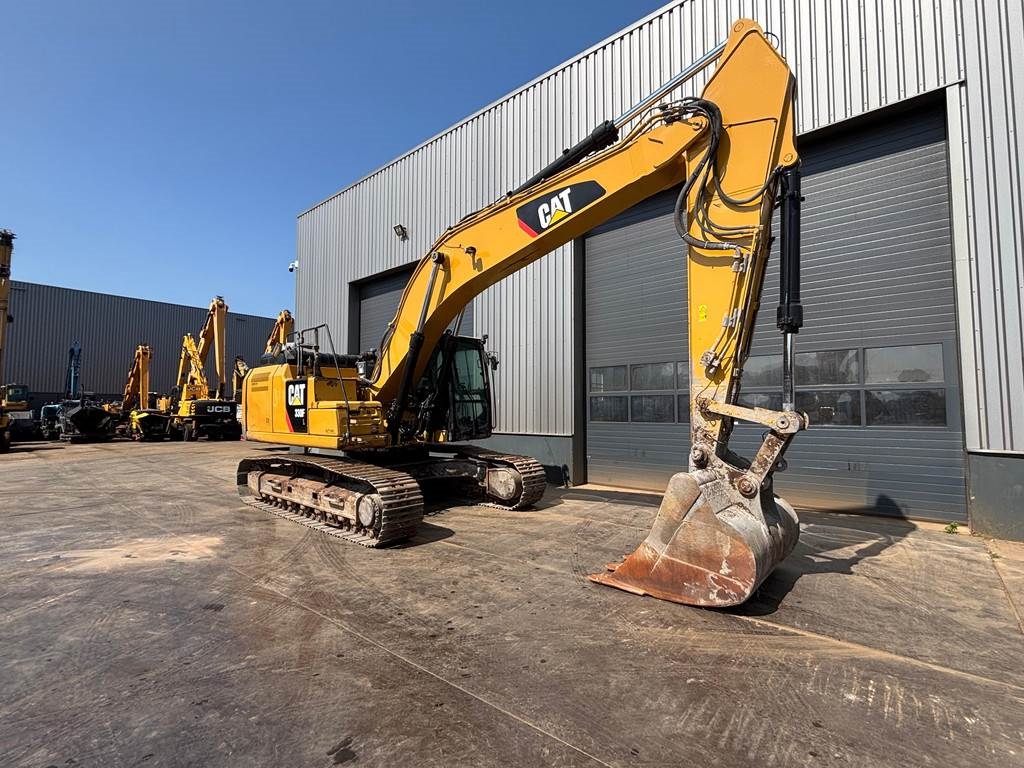 CAT 330FL