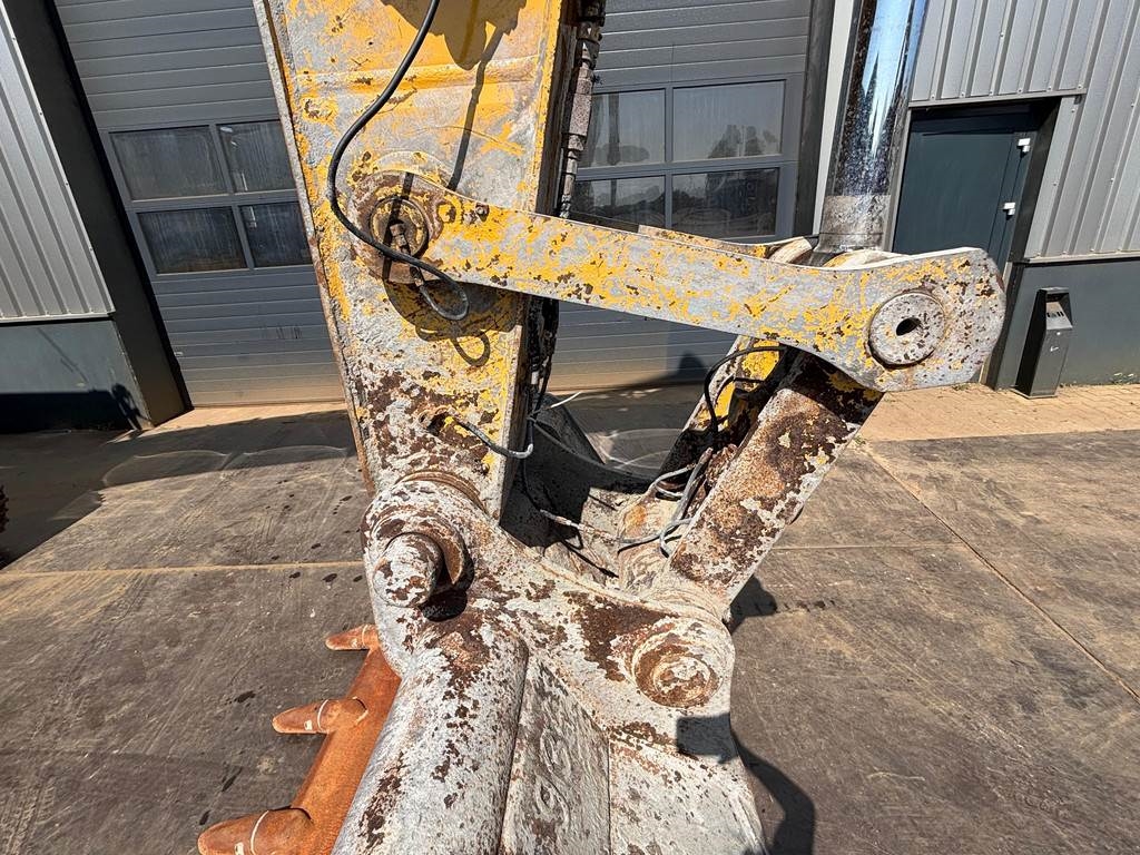 CAT 330FL