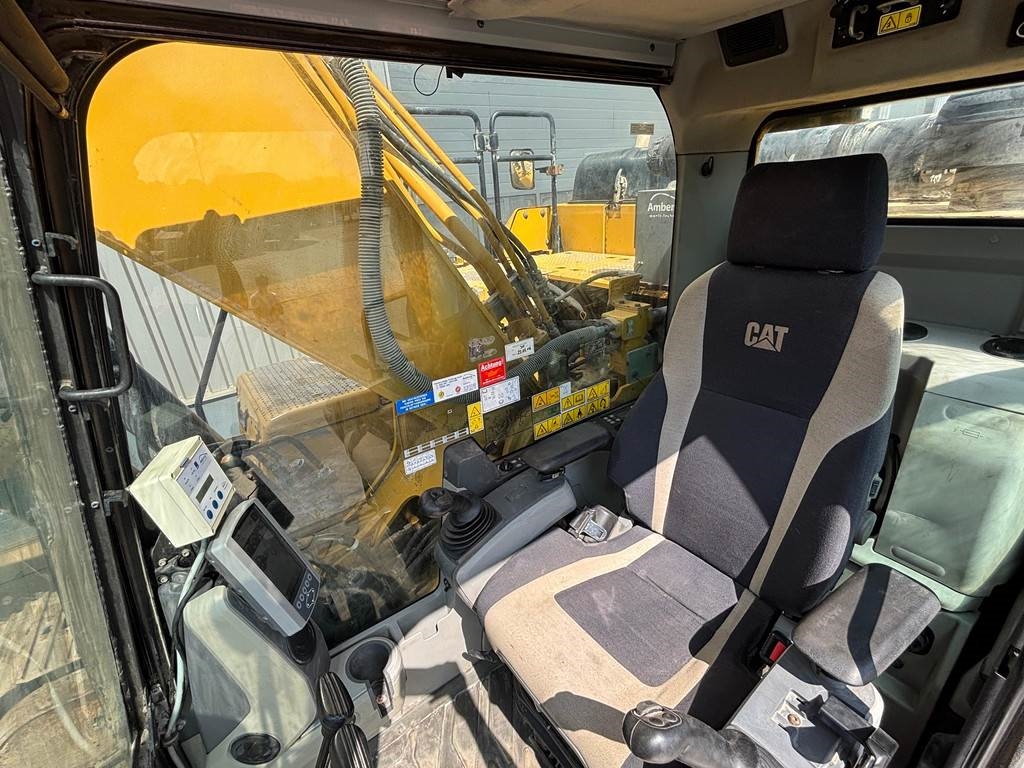 CAT 330FL