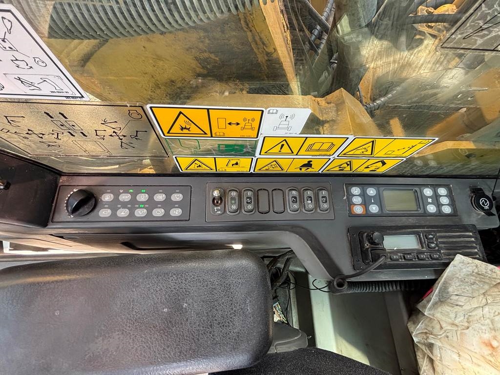CAT 330FL