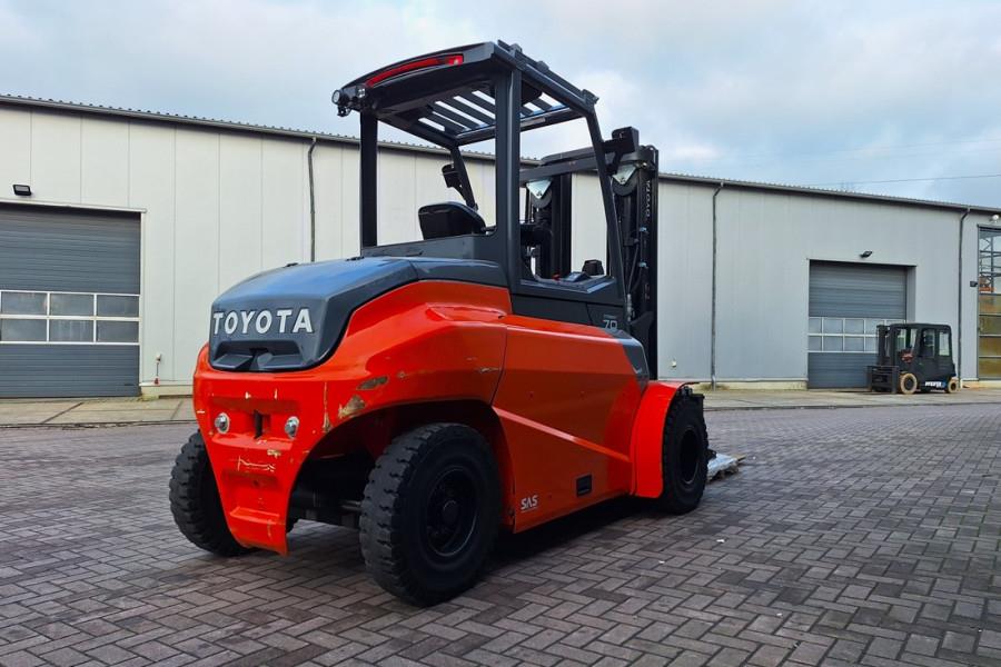 Toyota 9FBM70T Electric, 7 Tons Capacity, Lift Height 4.7