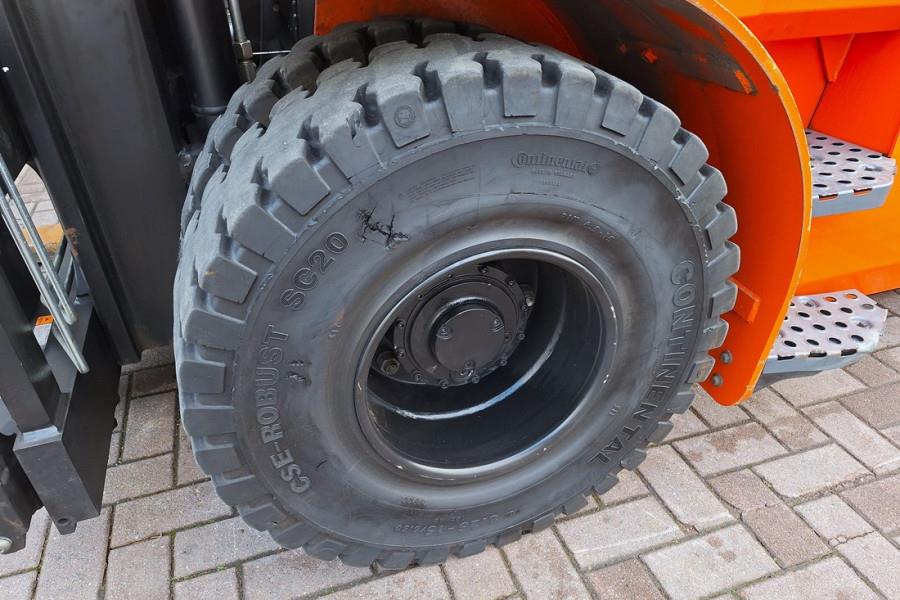 Toyota 9FBM70T Electric, 7 Tons Capacity, Lift Height 4.7