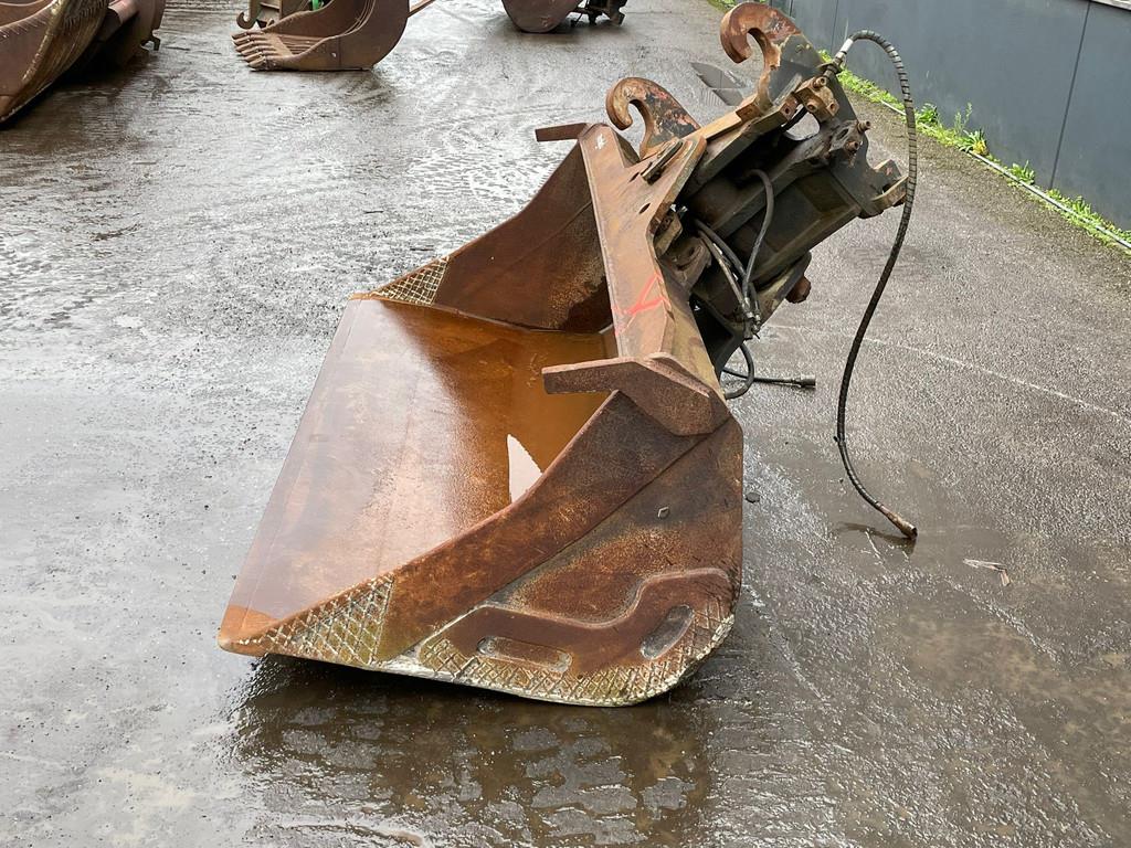 Verachtert tilting bucket CW-40 bucket witdh: 2400mm