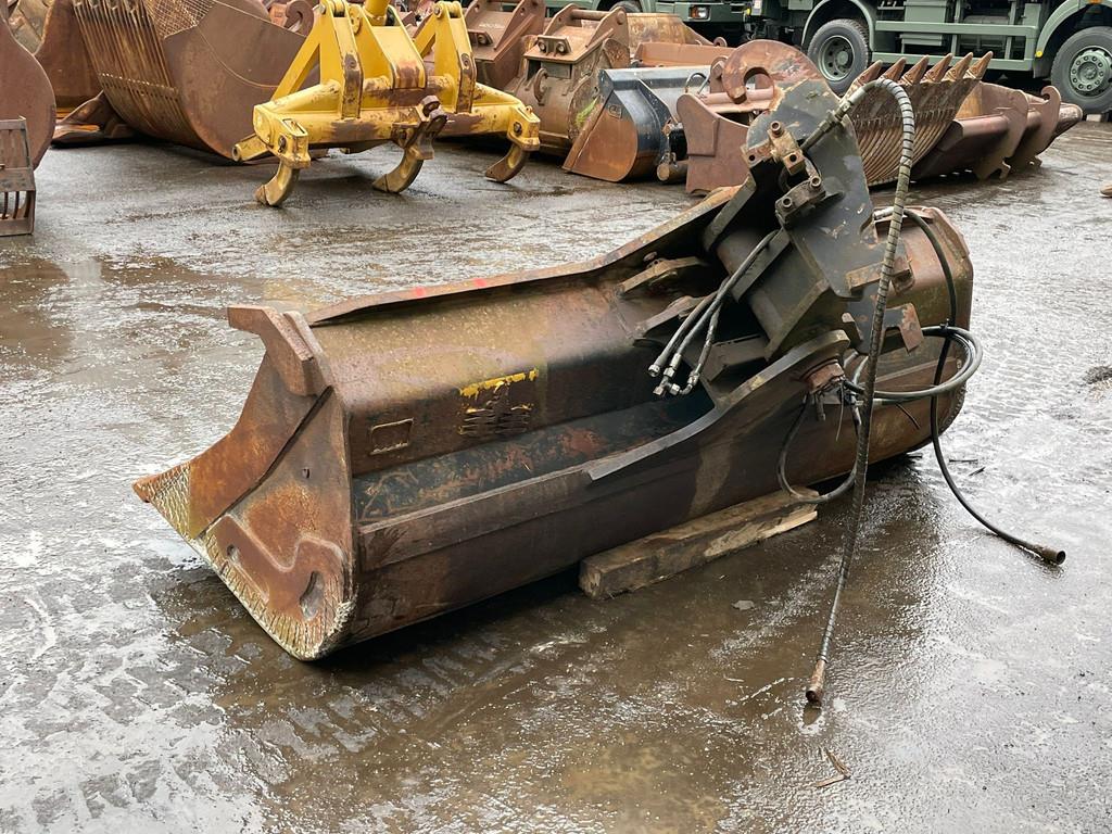 Verachtert tilting bucket CW-40 bucket witdh: 2400mm