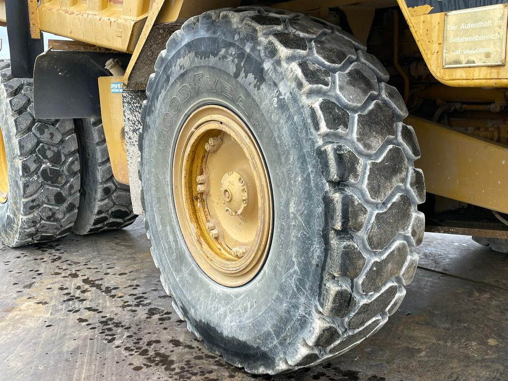 CAT 773B