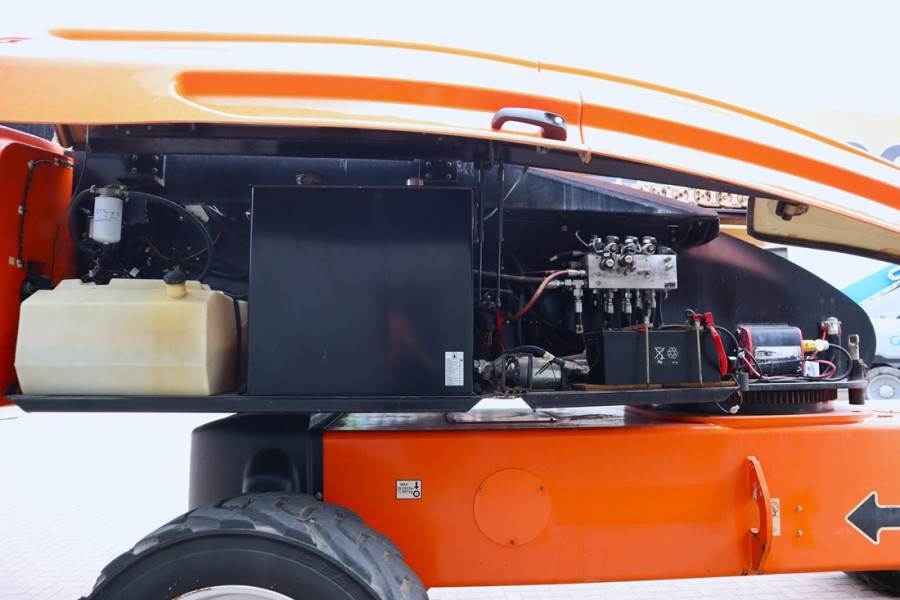 JLG 1350SJP Diesel, 4x4 Drive And 4-Wheel Steering, 43