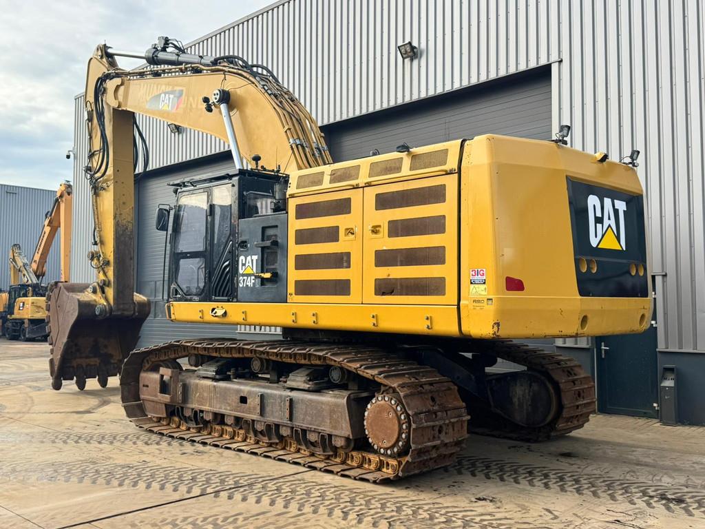CAT 374FL
