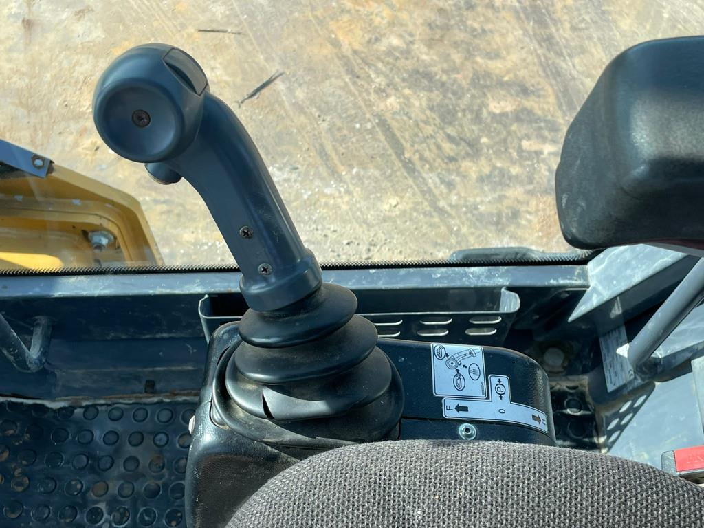 2016 HAMM H13i-45850100