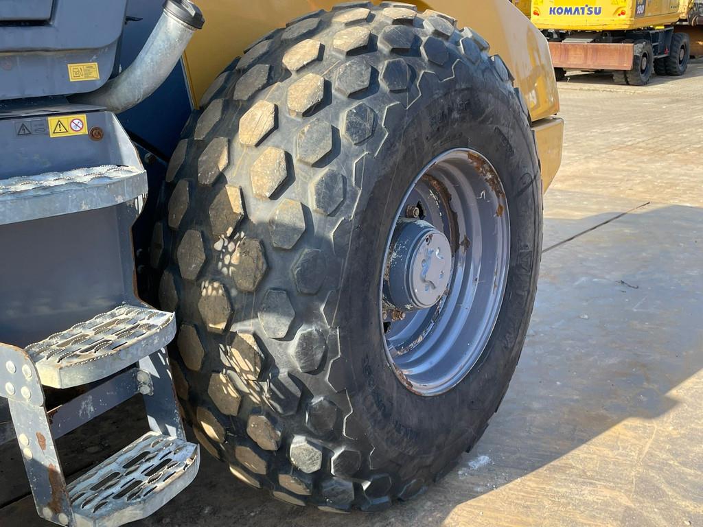 2016 HAMM H13i-45850094