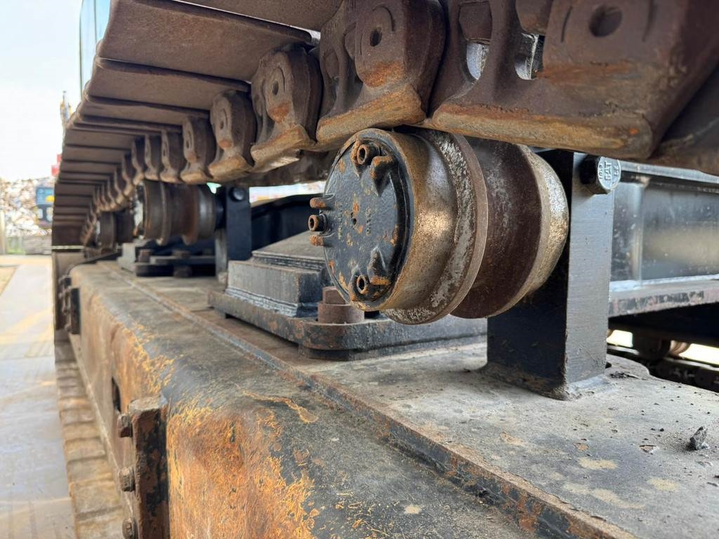 CAT 352F