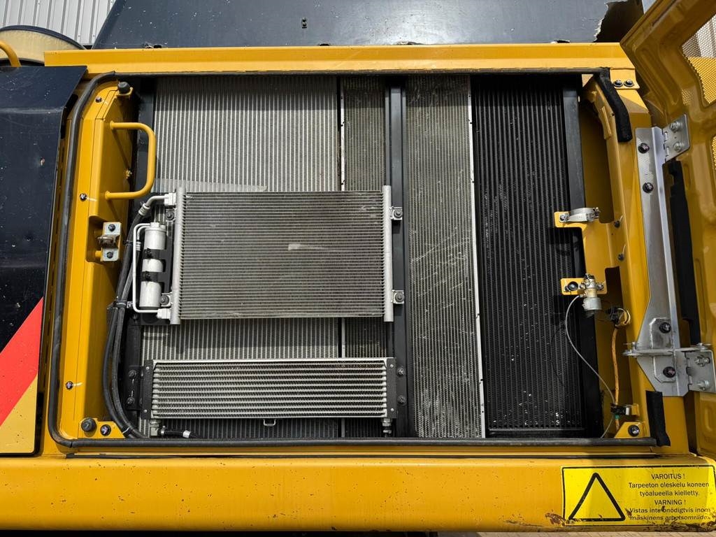 CAT 352F