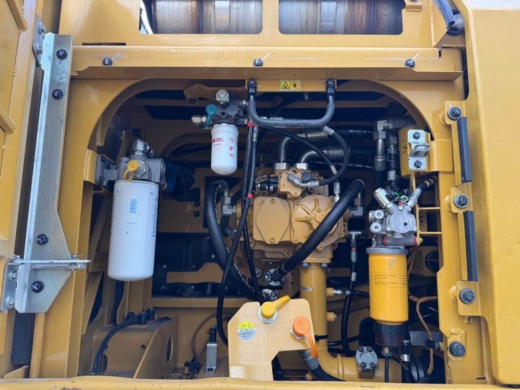 CAT 352F