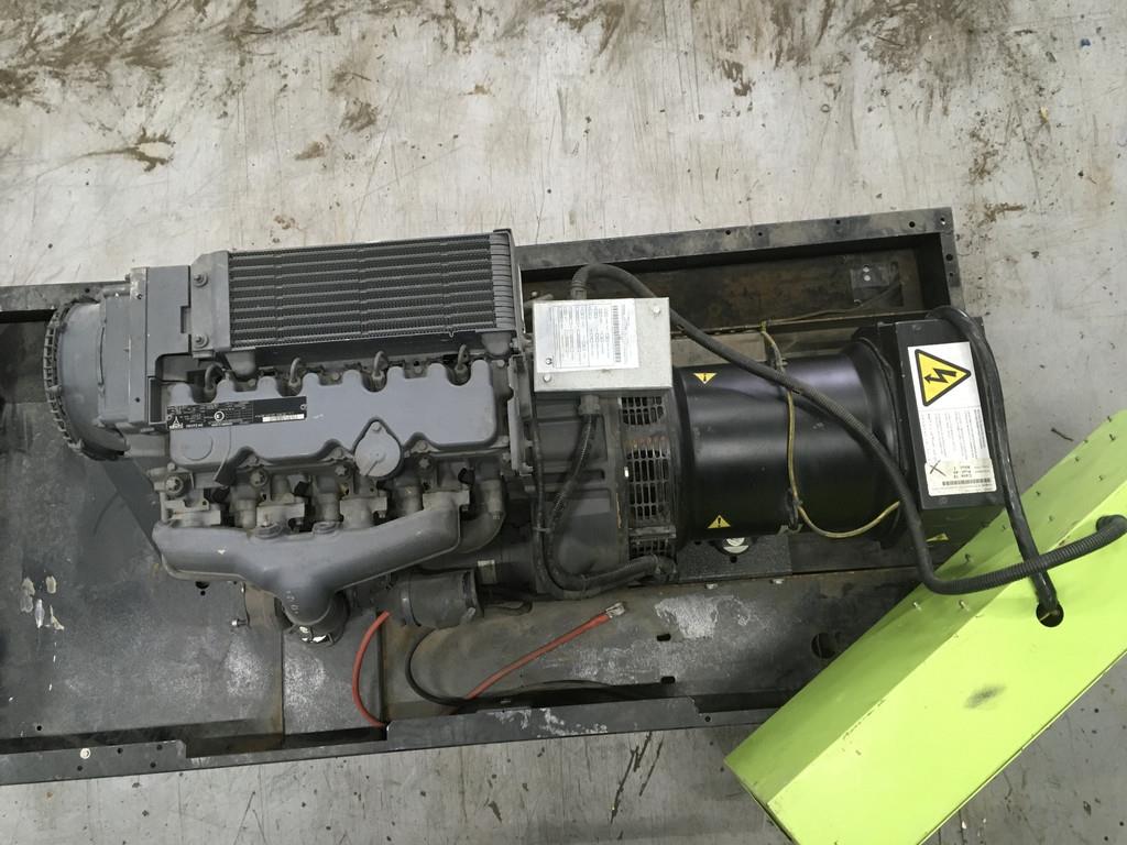 Deutz BF4L2011 GENERATOR 40KVA NEW