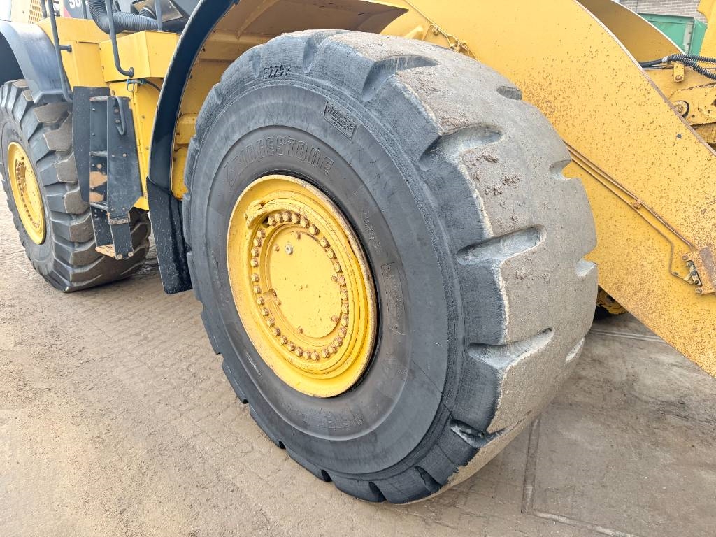 CAT 982M - Weighing System / Central Greasing