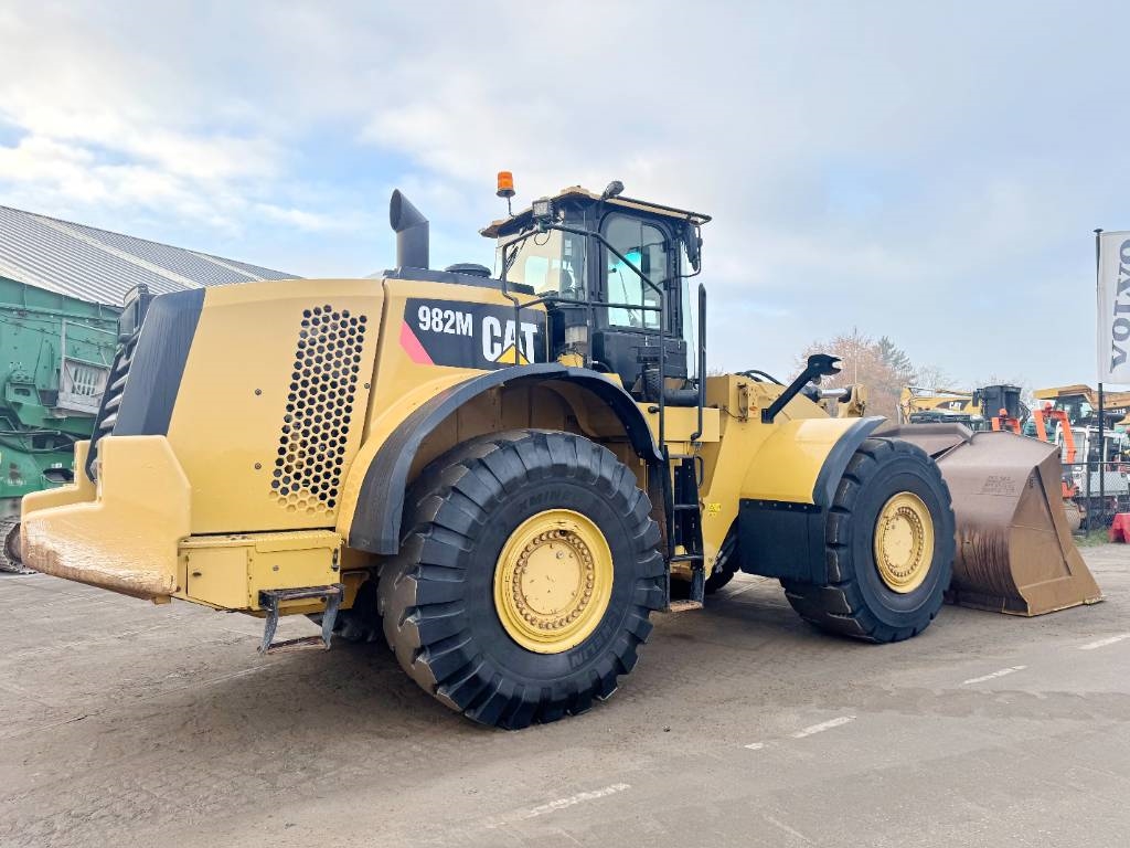 CAT 982M - Weighing System / Central Greasing