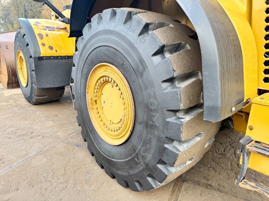 CAT 982M - Weighing System / Central Greasing