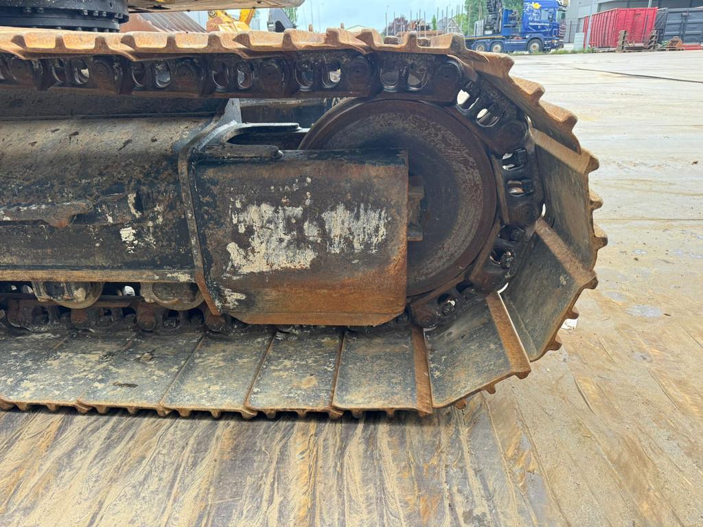 CAT 320FL incl. 3 x Bucket