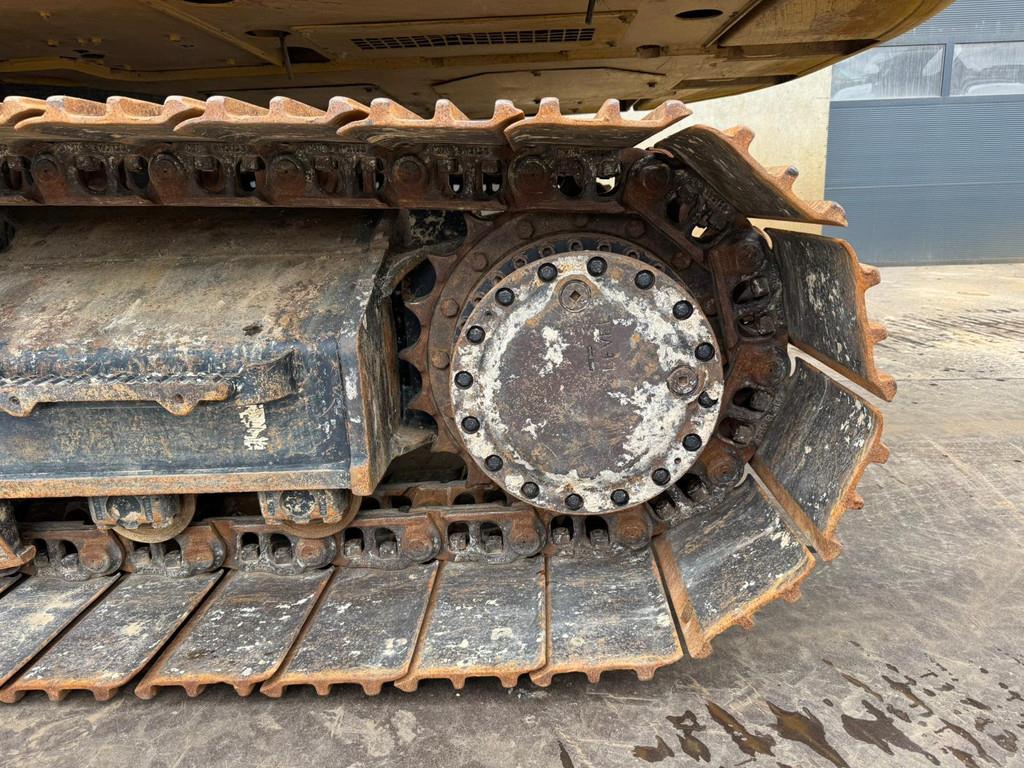 CAT 320FL incl. 3 x Bucket