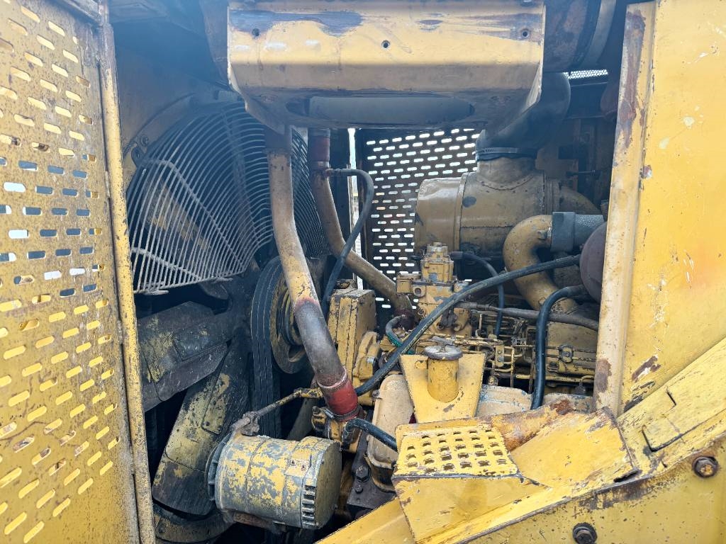 CAT D9R - Dutch Machine / Ripper