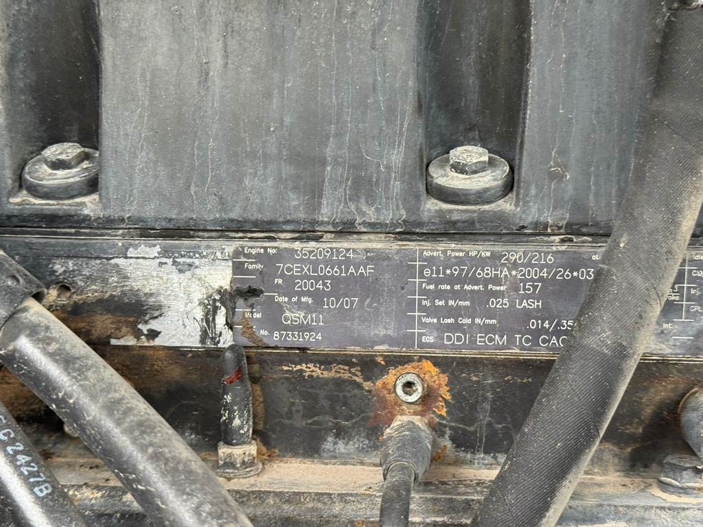 CASE 921E