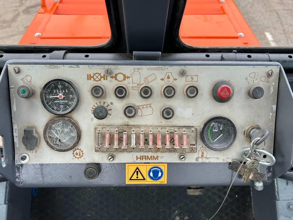 Hamm HW90/12 - Excellent Condition / Dutch Machine / CE