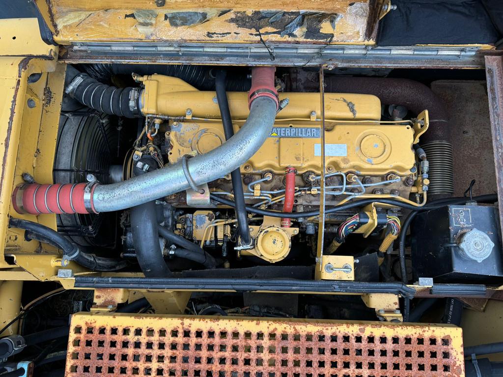 CAT M322C - Hydraulic stabilizers / VA Triple boom / C