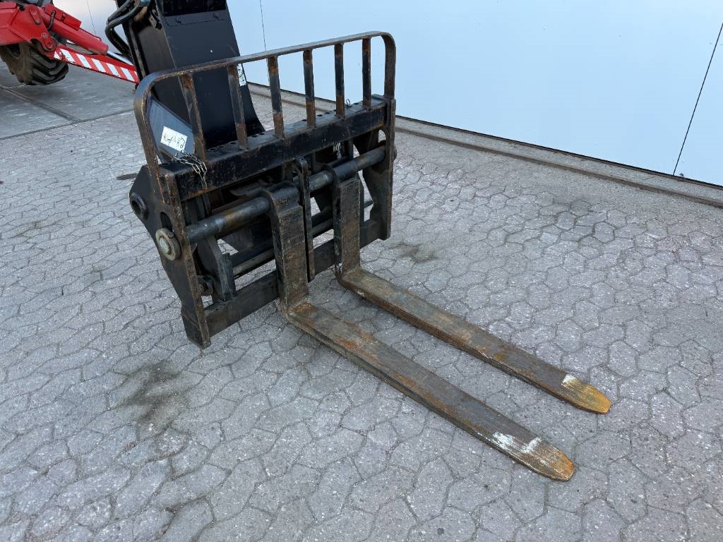 Manitou MT1840 - Dutch Machine / 4 Wheel Steering