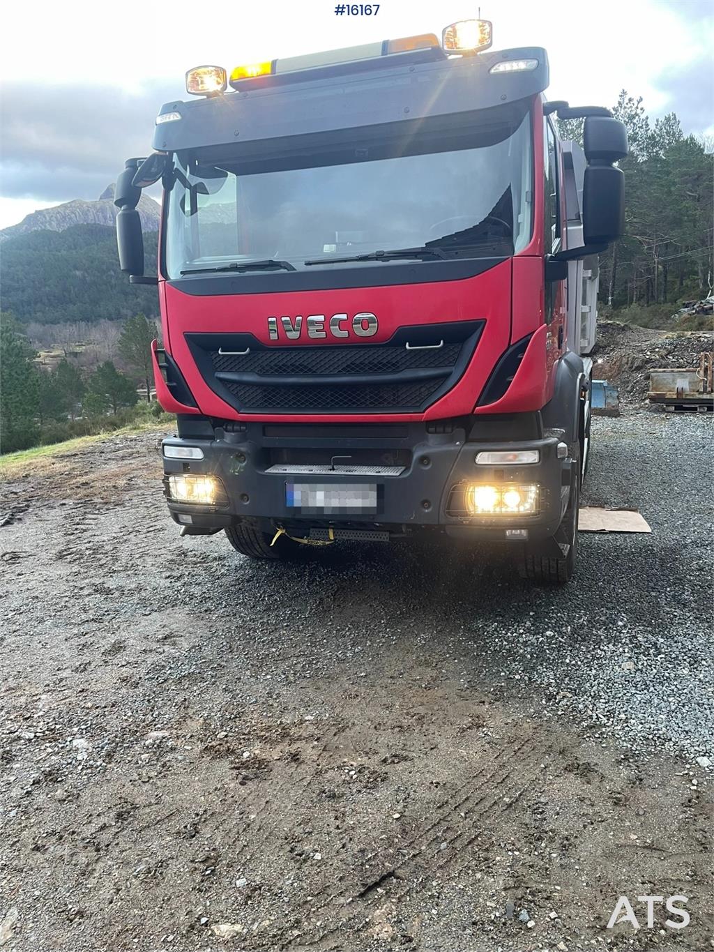 Iveco Trakker 500 6x4 Tipper