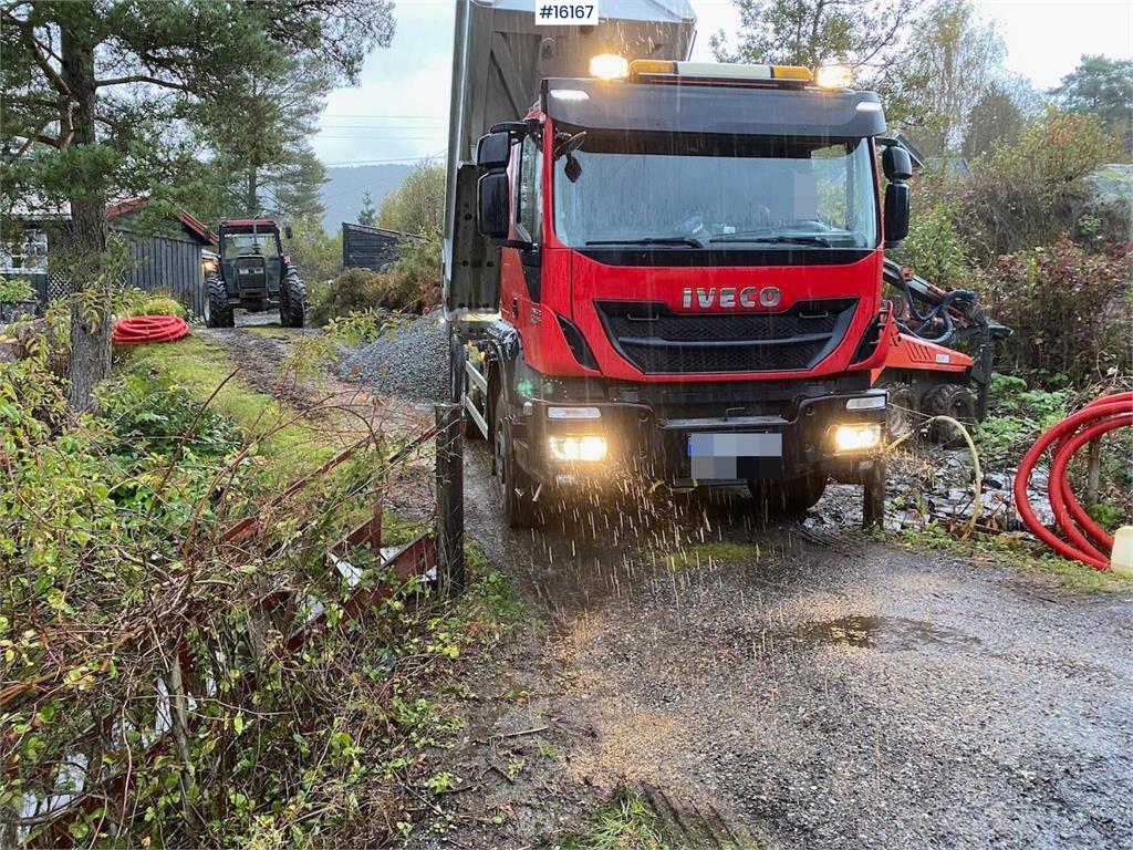 Iveco Trakker 500 6x4 Tipper