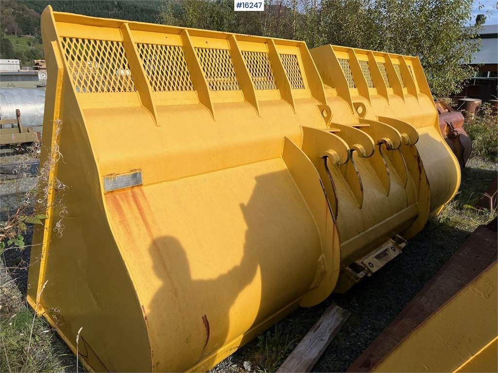 Snow bucket  Machineryscanner