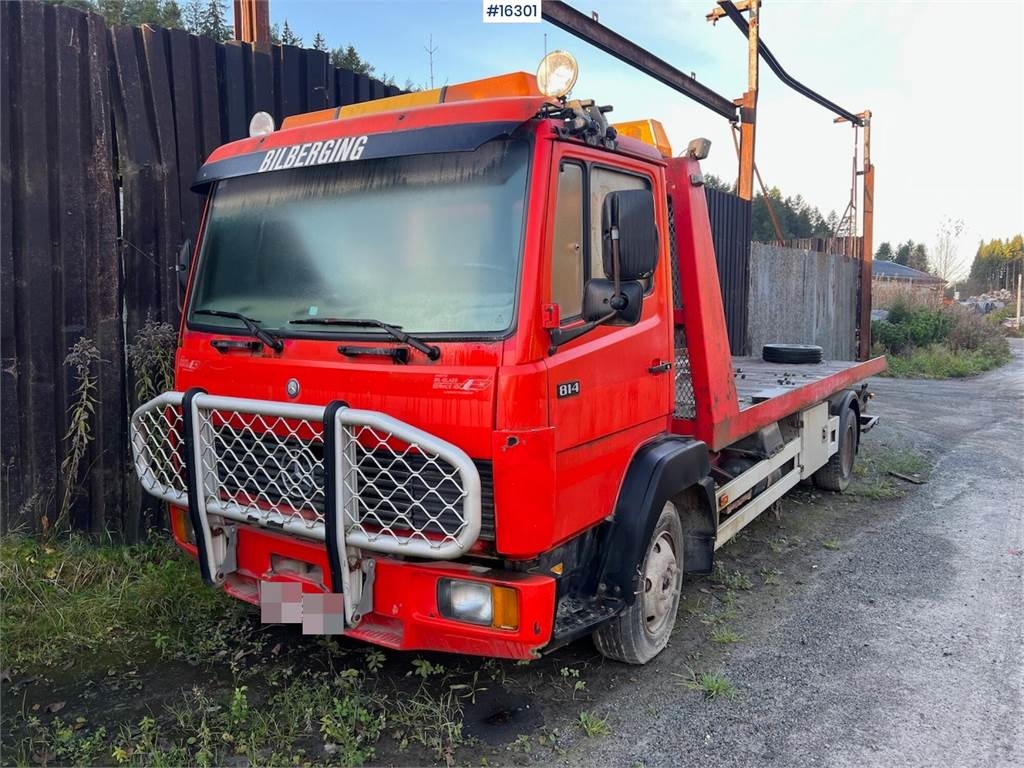 814 Tow truck w/ winch and lifting cradle.  Machineryscanner