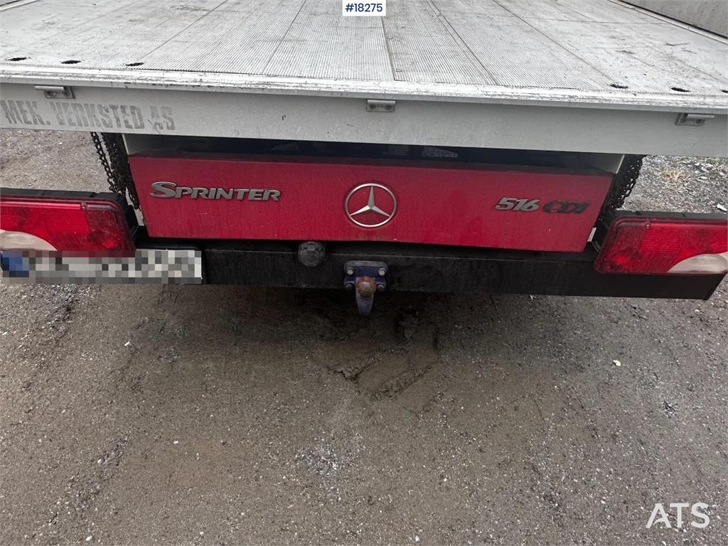Mercedes-Benz Sprinter 516 w/driving bridges and HIAB crane.