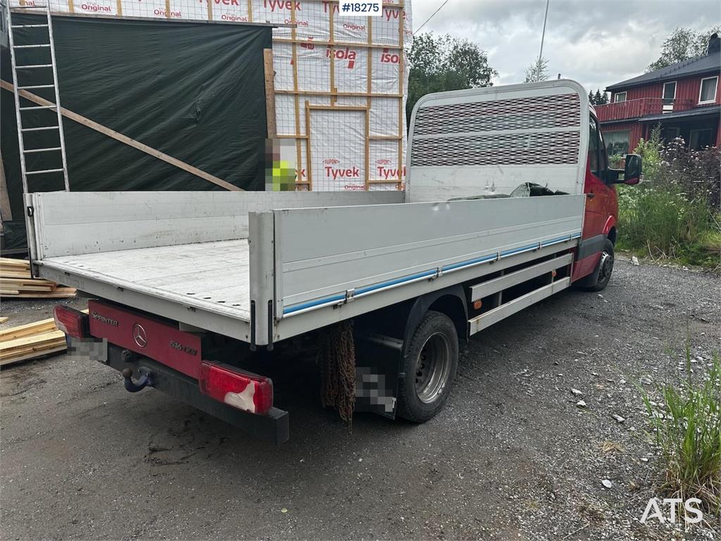 Mercedes-Benz Sprinter 516 w/driving bridges and HIAB crane.