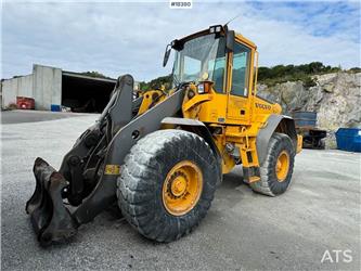 L90E Wheel loader w/ bucket and scale. WATCH VIDEO  Machineryscanner