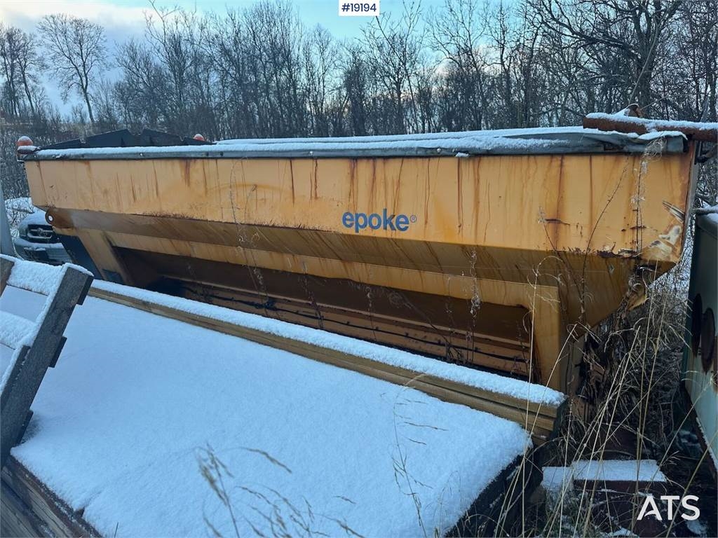 SE4400 spreader w/ engine and parts Epoke spreader  Machineryscanner