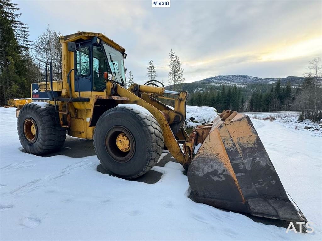 WA380 Wheel Loader w/ Bucket WATCH VIDEO  Machineryscanner