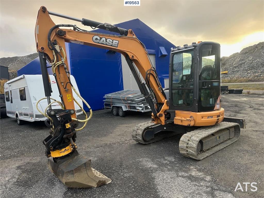 CASE CX50B excavator w/rototilt, hammer, grapple and 3