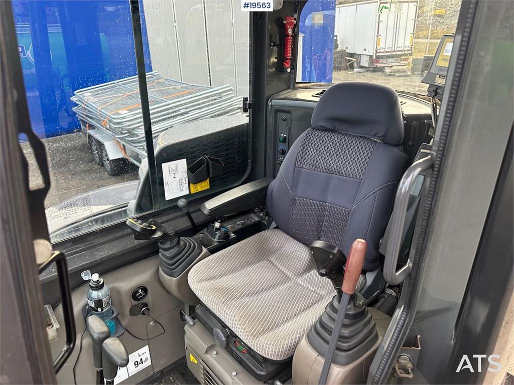 CASE CX50B excavator w/rototilt, hammer, grapple and 3