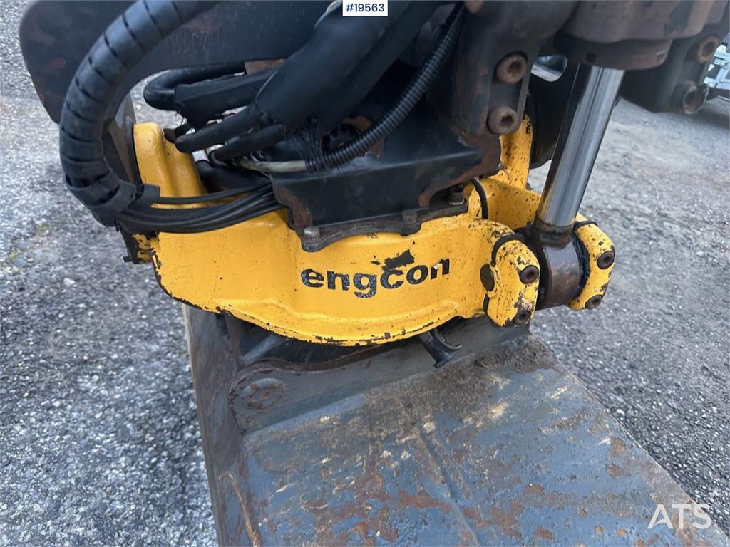 CASE CX50B excavator w/rototilt, hammer, grapple and 3