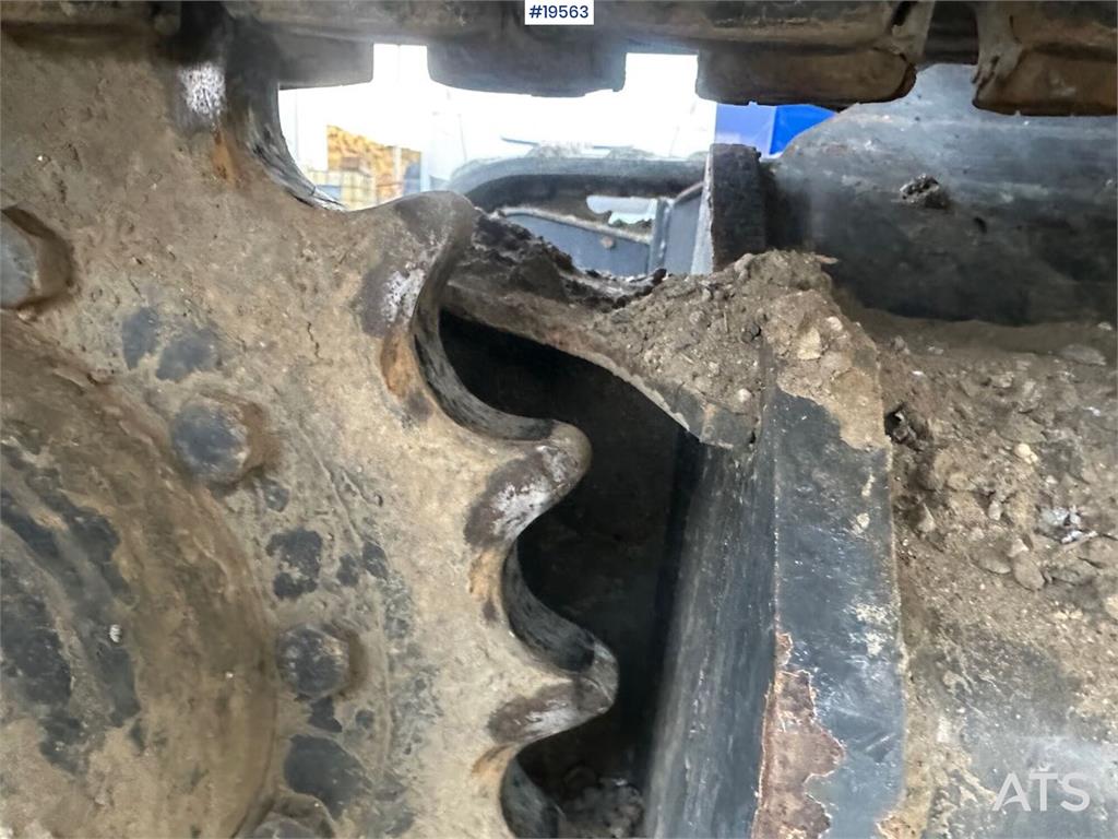 CASE CX50B excavator w/rototilt, hammer, grapple and 3