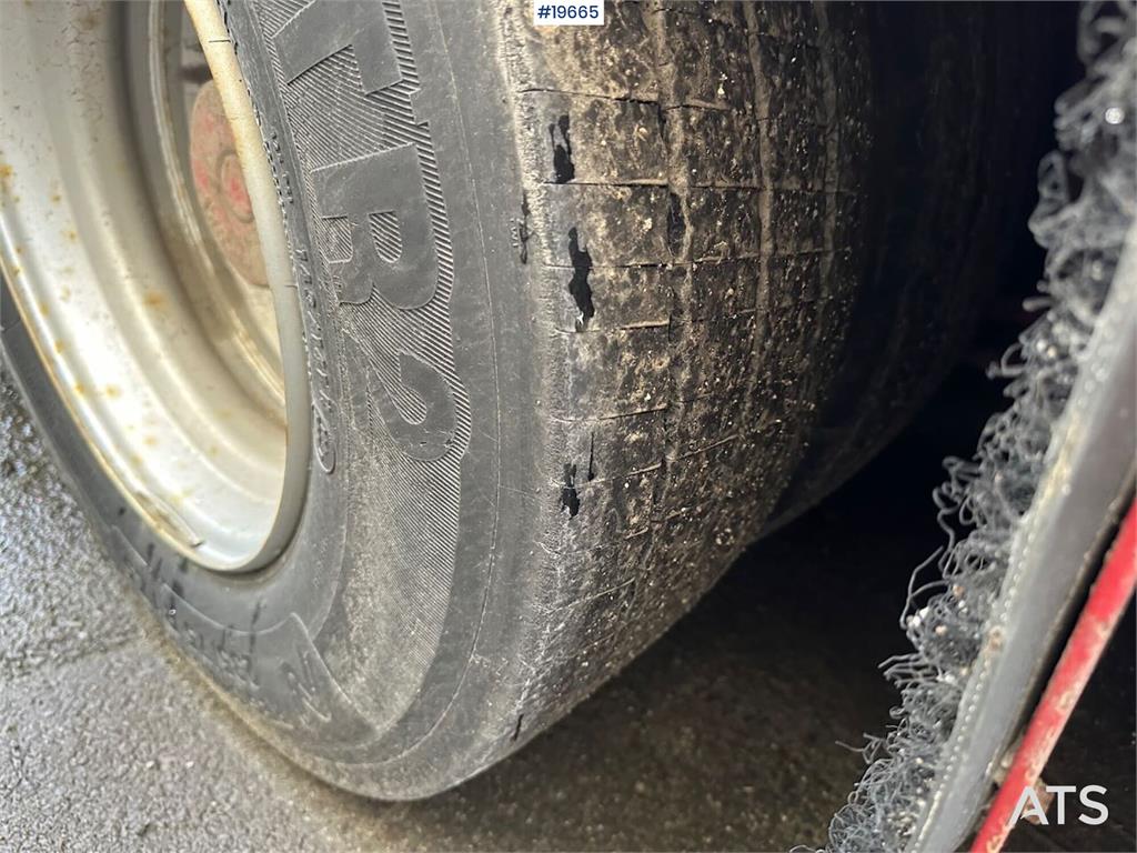 Broshuis 3 AUD-44 lowbed trailer.