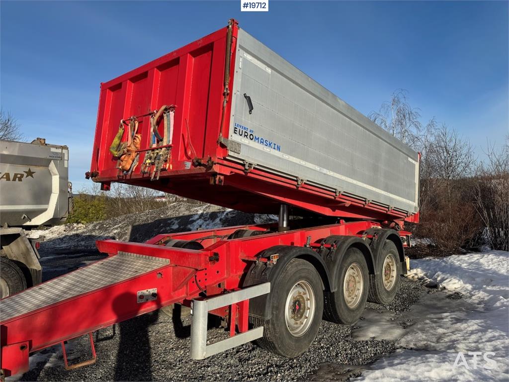 Kel-Berg Trailer.