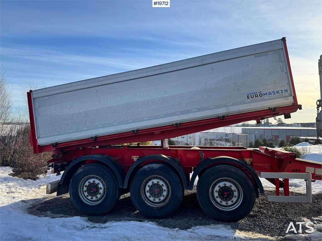Kel-Berg Trailer.