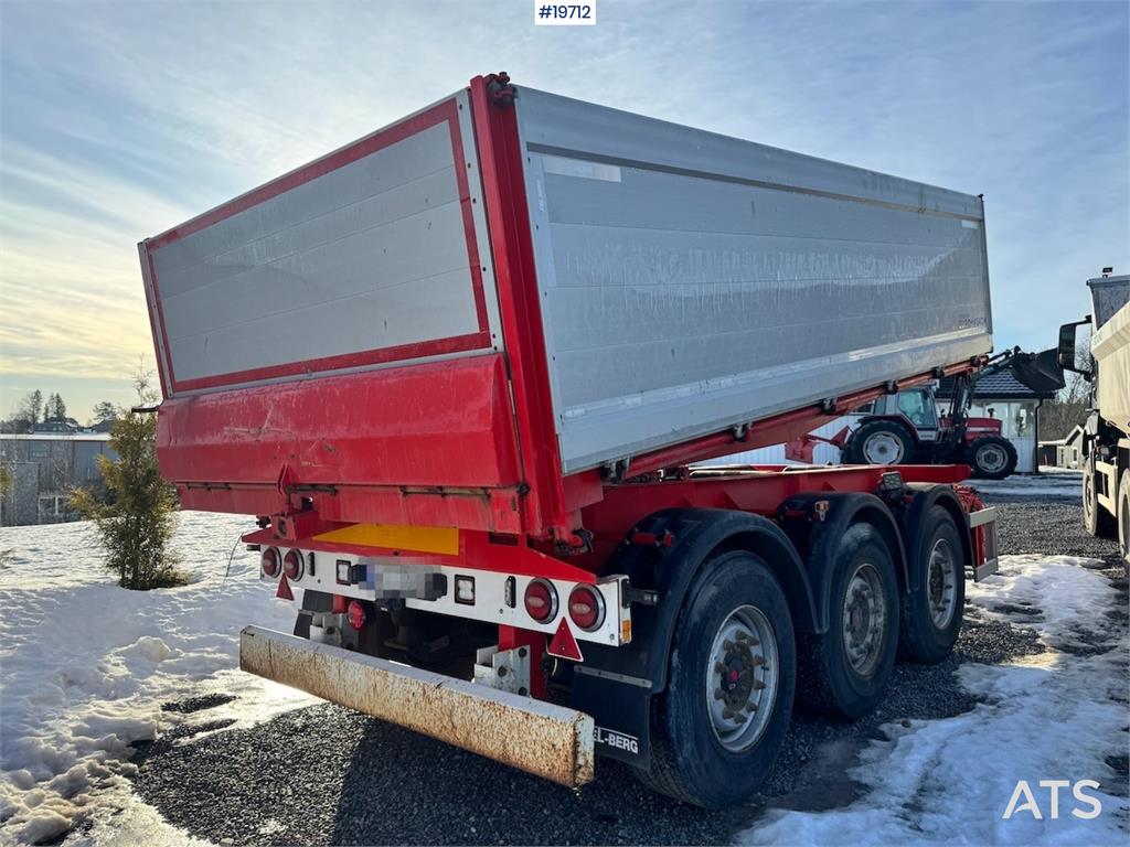 Kel-Berg Trailer.