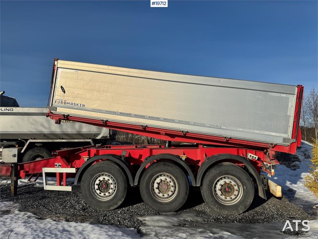 Kel-Berg Trailer.