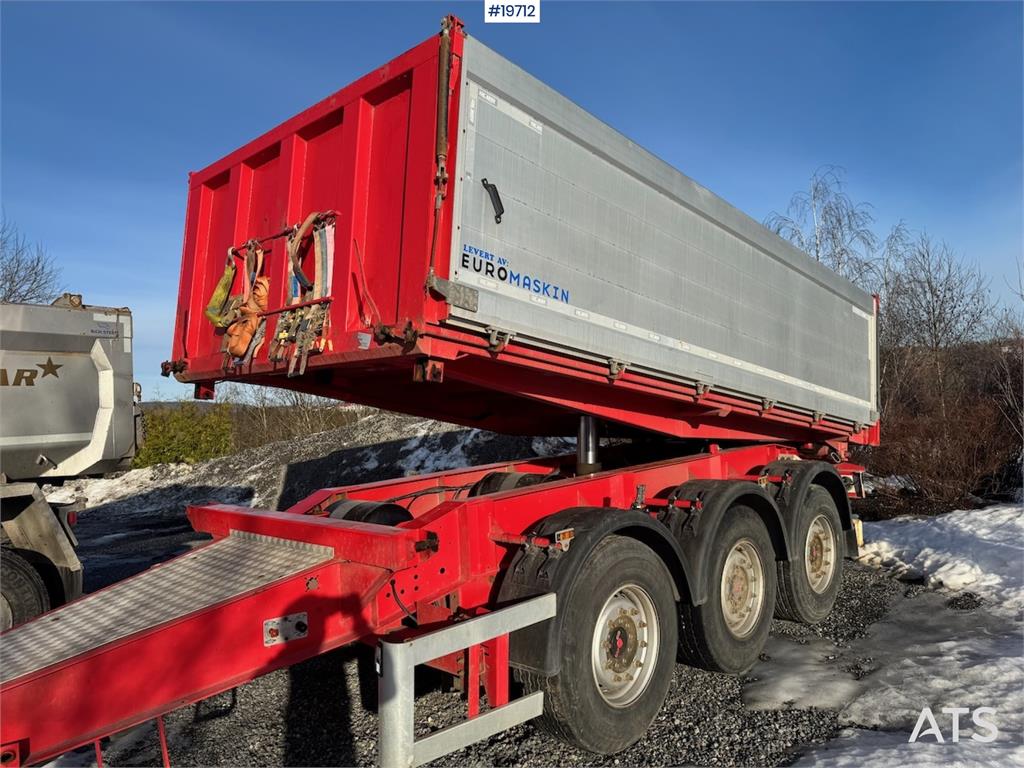 Kel-Berg Trailer.