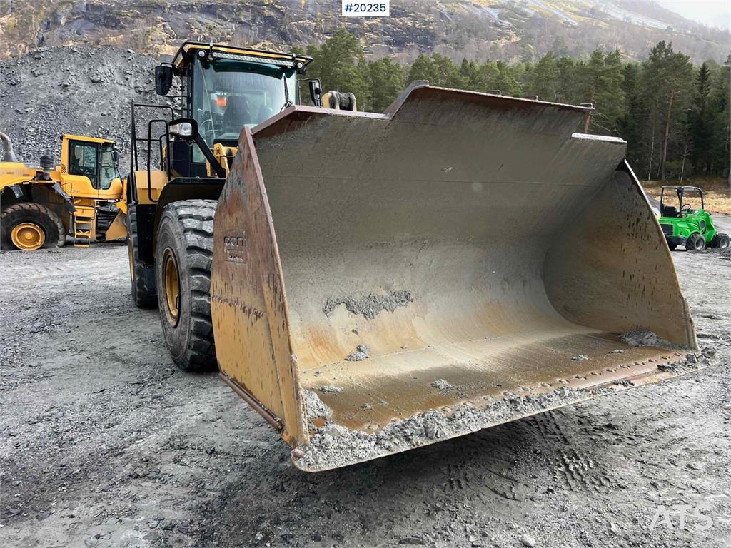 CAT 972M