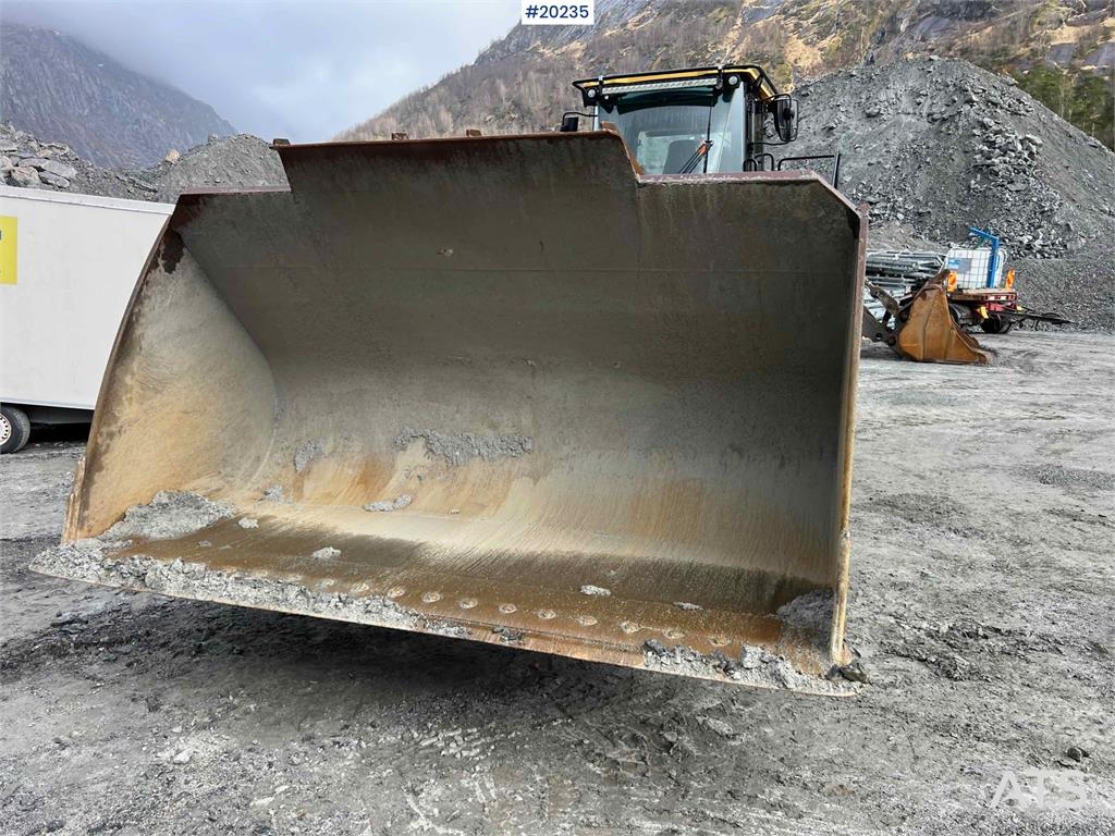 CAT 972M