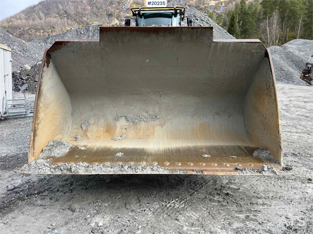 CAT 972M